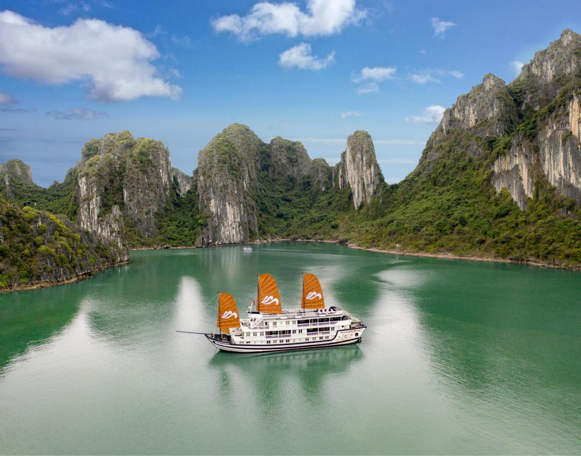 Paradise Peak Cruise Hạ Long Ngoại thất bức ảnh
