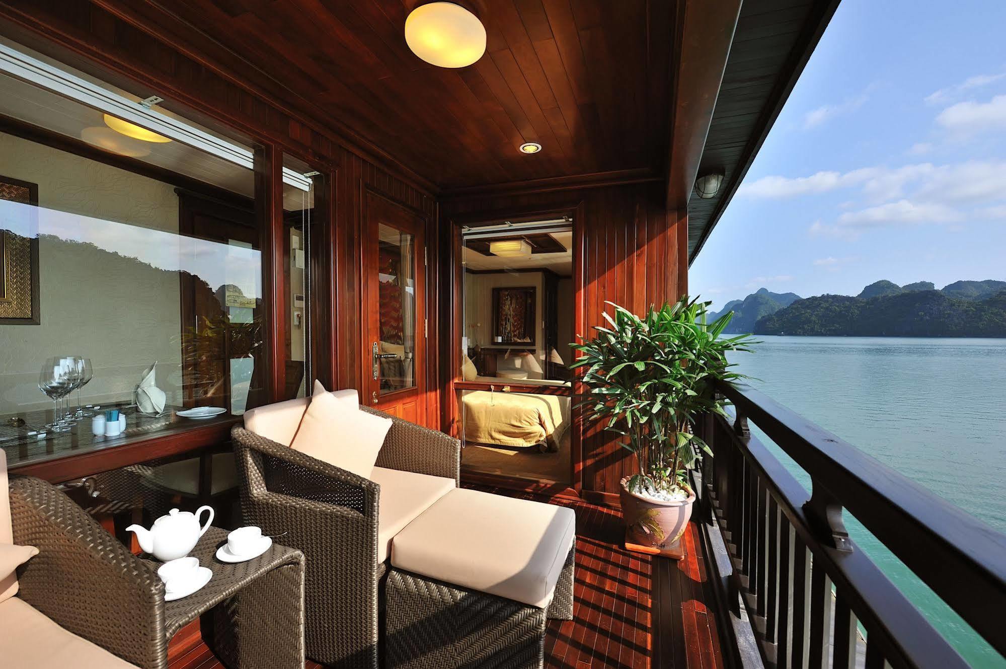 Paradise Peak Cruise Hạ Long Ngoại thất bức ảnh