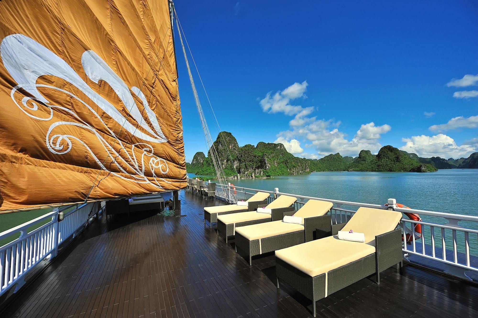 Paradise Peak Cruise Hạ Long Ngoại thất bức ảnh